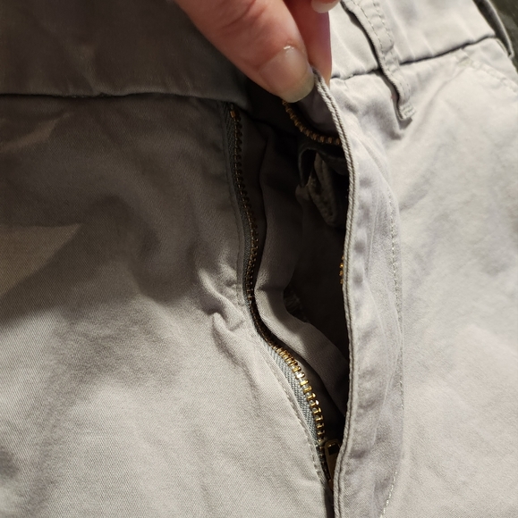 Dockers Khaki Shorts - Picture 7 of 8